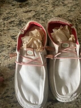 Hey Dude Women’s White & Pink Slip-On Moccasins